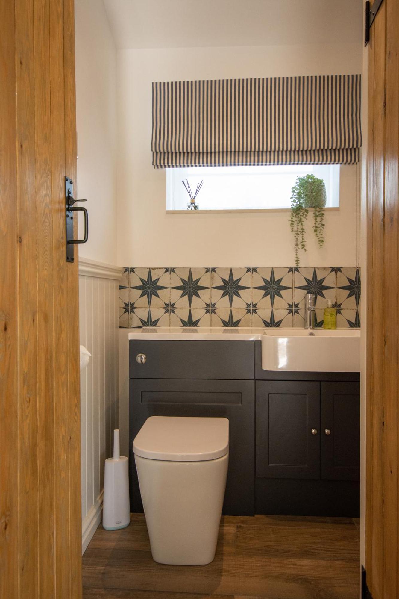 Finwood Green Farm Holiday Cottages-The Calf Shed And The Milk Parlour Henley-in-Arden Room photo