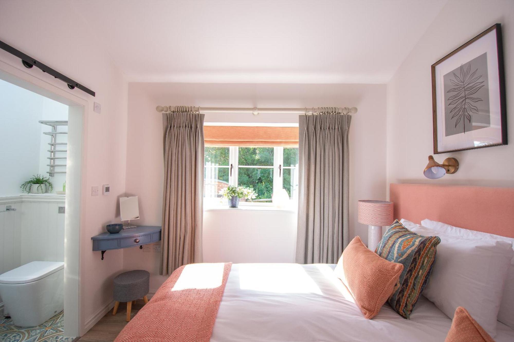 Finwood Green Farm Holiday Cottages-The Calf Shed And The Milk Parlour Henley-in-Arden Room photo